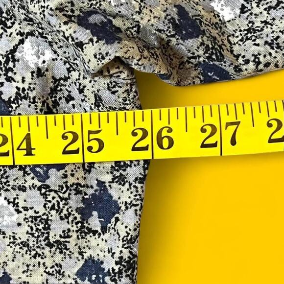 Columbia Short Sleeve Button-Up Shirt | Size L | Abstract Camo Print 100% Cotton - Picture 4 of 7